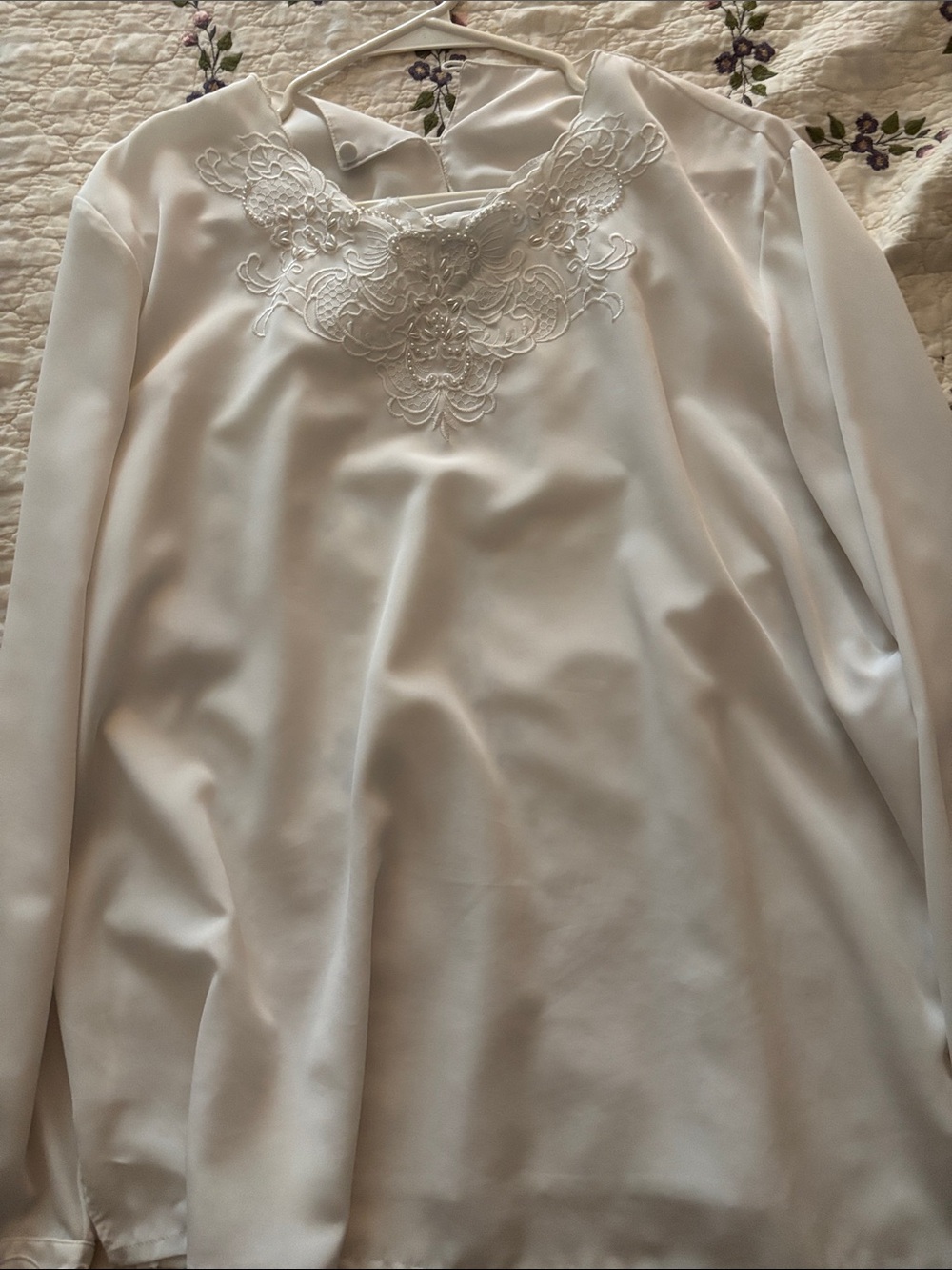 Bobbie Brooks White Long Sleeve Blouse with Lace Yoke